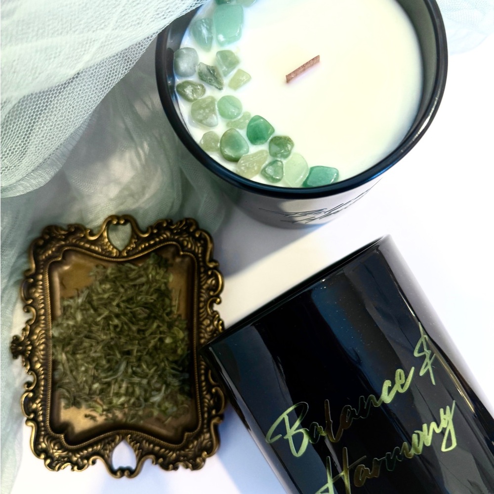 Cucumber & Green Tea Aventurine Crystal Coconut Soy Wax 14 Oz Wood Wick Candle